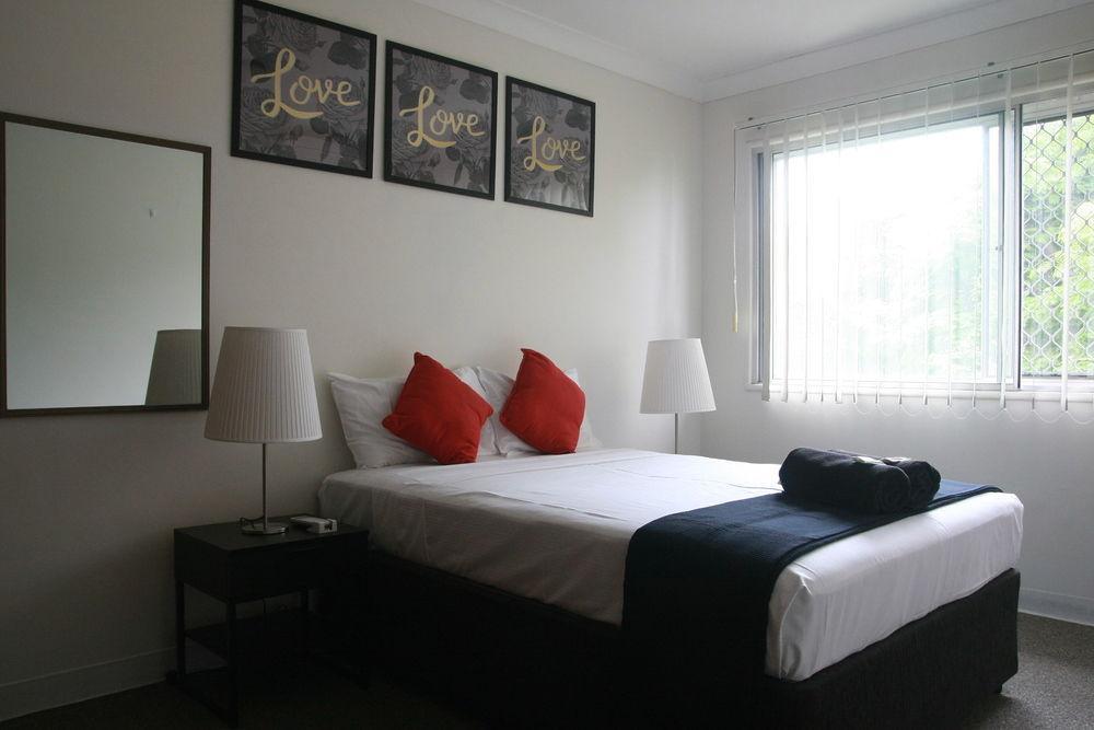 Ascot Budget Inn & Residences Brisbane Extérieur photo